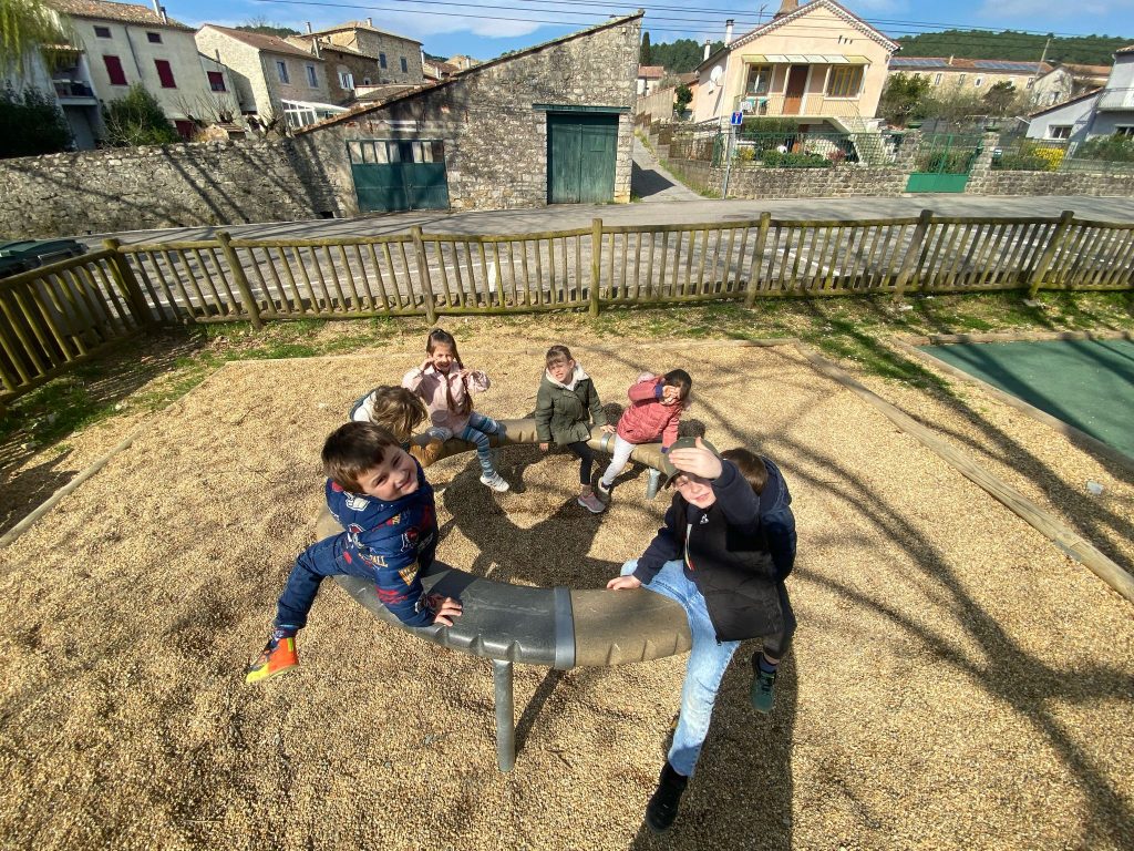 Photo Les Balladins 2025 jeux du village
